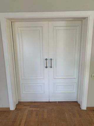 Puertas correderas blancas