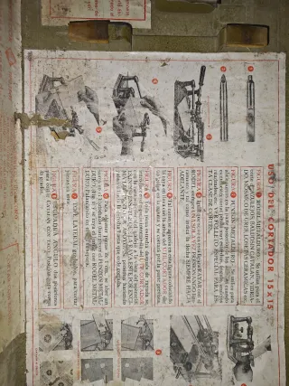 Cortadora de azulejos antigua RUB