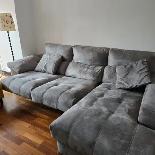 Sofá modular gris de tela