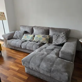 Sofá modular gris de tela