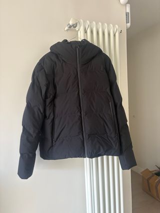 Plumífero corto Uniqlo negro hombre