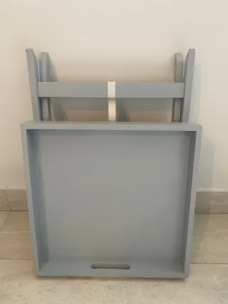 Mesa auxiliar plegable gris
