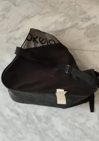 Patines en línea, protecciones, casco y bolsa