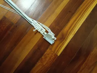 Riel para cortina blanco