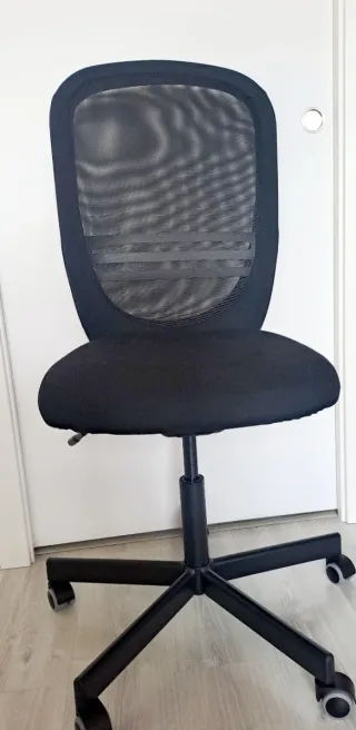 Silla de escritorio negra