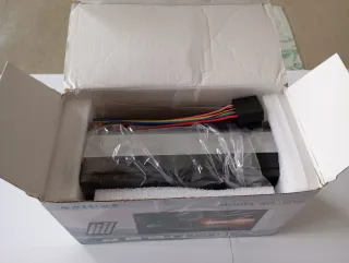 Radio Coche 45Wx4 Modelo 7018B