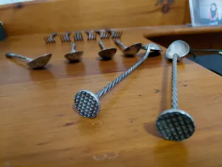 Lote cubertería antigua metal