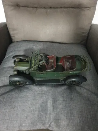 Coche de colección verde