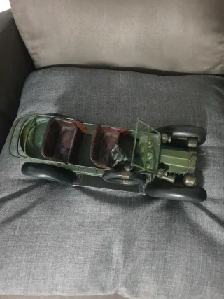 Coche de colección verde