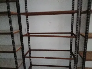 Estantería metálica modular