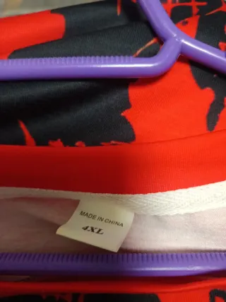 Camiseta hombre calavera roja