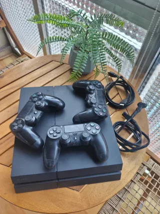 Consola PS4 (PlayStation 4) Negra