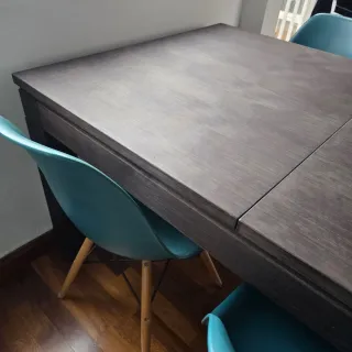 Mesa de comedor extensible de madera natural