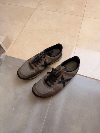 Zapatillas Munich Marrones y Grises Talla 41