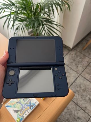 Nintendo NEW 3DS XL Azul + Juegos