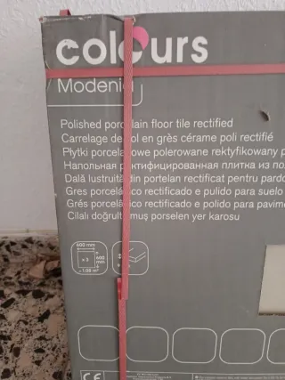 Baldosa porcelánico rectificado