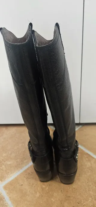 Stivali Nero Giardini neri con borchie