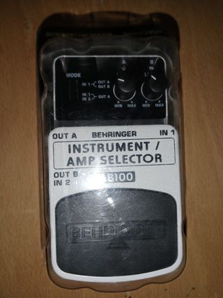 Behringer AB100 Selector de Amplificador