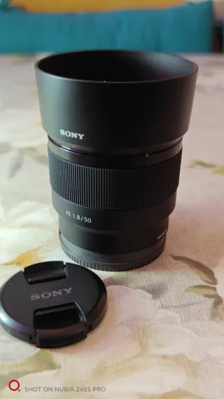 Objetivo Sony FE 1.8/50