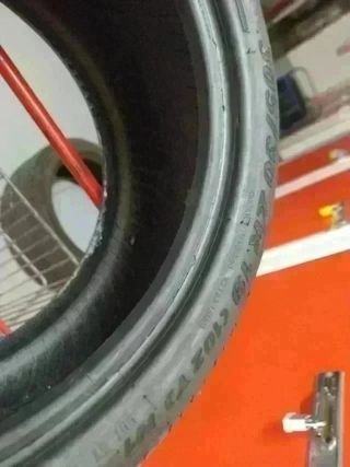 305 30 R19 102Y Pirelli - 1 neumático +70%