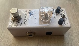 Pedal Guitarra Black Widow