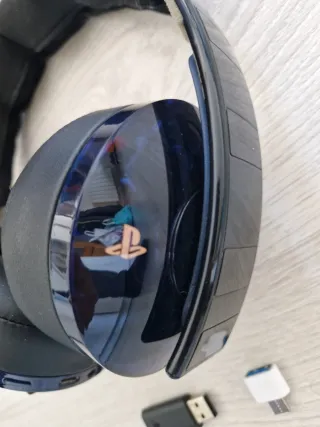 Auriculares Inalámbricos 7.1 Sony PS4 Gold