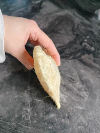 Decorazione a forma di cuore beige/oro