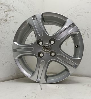 Juego Llantas R15 originales Toyota Yaris 4x100