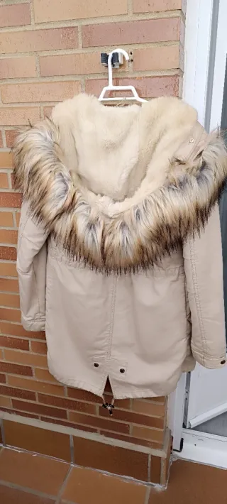 Abrigo parka mujer con capucha