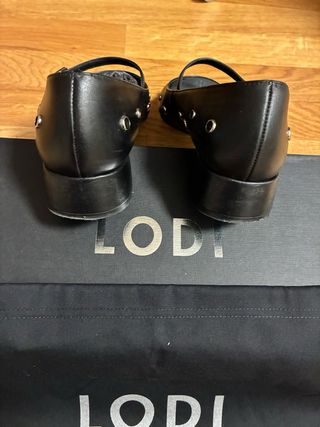 Bailarinas LODI tachuelas negras