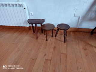 3 Taburetes Franceses de Madera