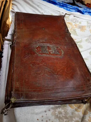 Alforjas de cuero para caballería