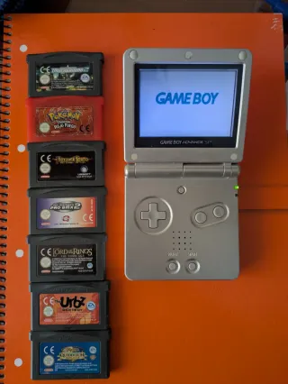 Nintendo Game Boy Advance SP Plata + Juegos