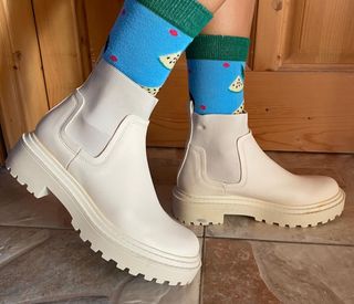 Botas blancas estilo Chelsea