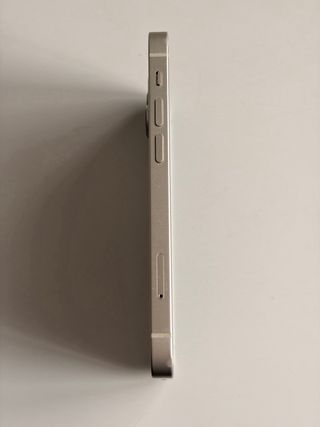 iPhone 13 mini + Fundas y Cable