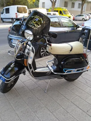 Vespa Iris 200 Clásica