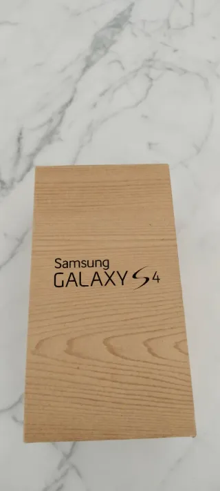 Samsung Galaxy S4 Negro sin cargador