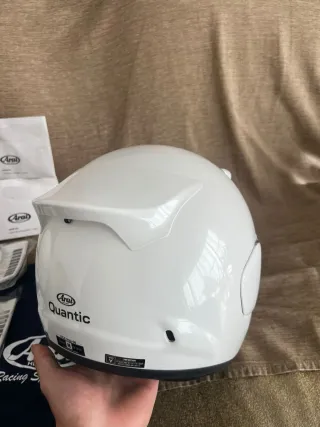 Casco Arai Quantic Talla L