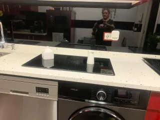 Muebles de cocina rojos alto brillo