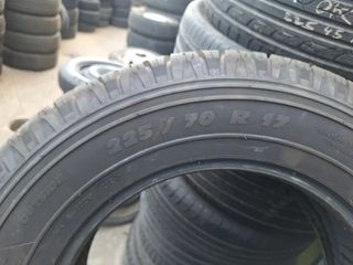 225 70 R17 108T M+S Michelin - 1 neumático +90%