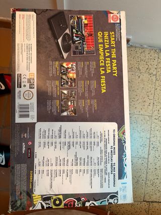 Kit DJ Hero per Wii con giradischi + Gioco