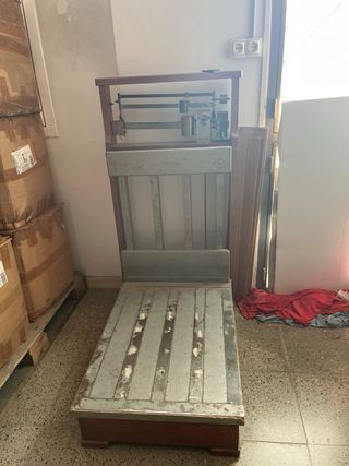 Báscula industrial antigua