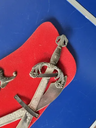 Antiche sciabole decorative