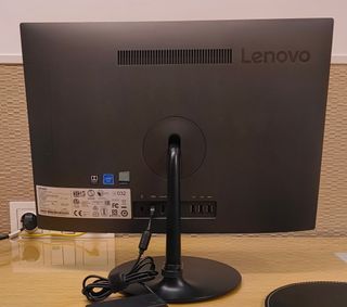 Lenovo IdeaCentre AIO 330-200gM Negro