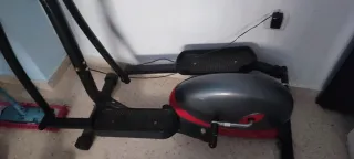 Elíptica casi nueva a pilas