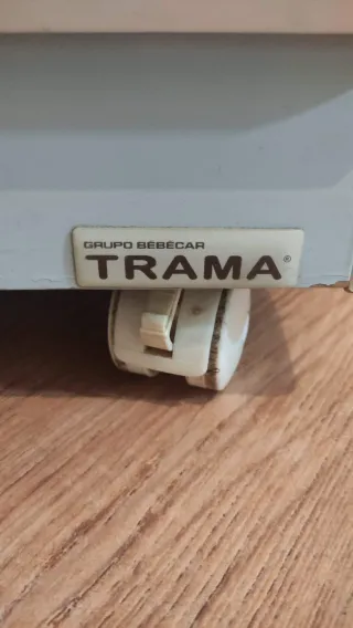 Cómoda infantil TRAMA con hueco para bañera