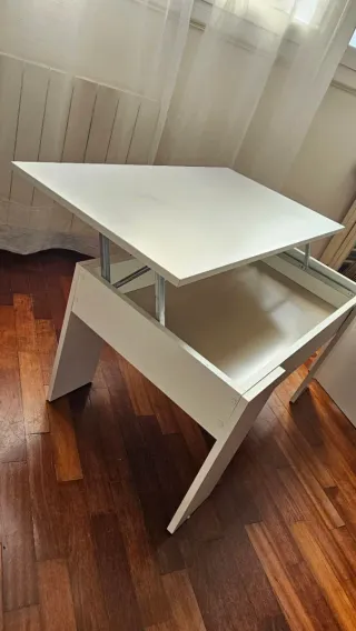 Mesa de centro blanca de madera