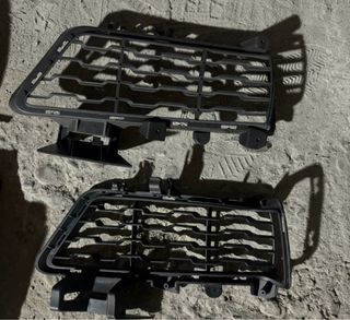Rejillas Parachoques BMW F30 (2 unidades)
