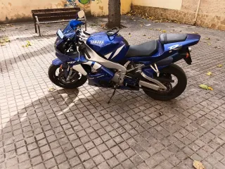 Yamaha R1 2001 Carburación