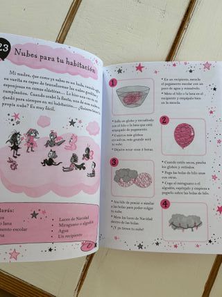 Isadora Moon y las manualidades mágicas / Isado...